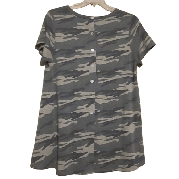 Coin 1804 Los Angeles | Women's Camo Print High Low Blouse (Size XL) - Picture 9 of 9